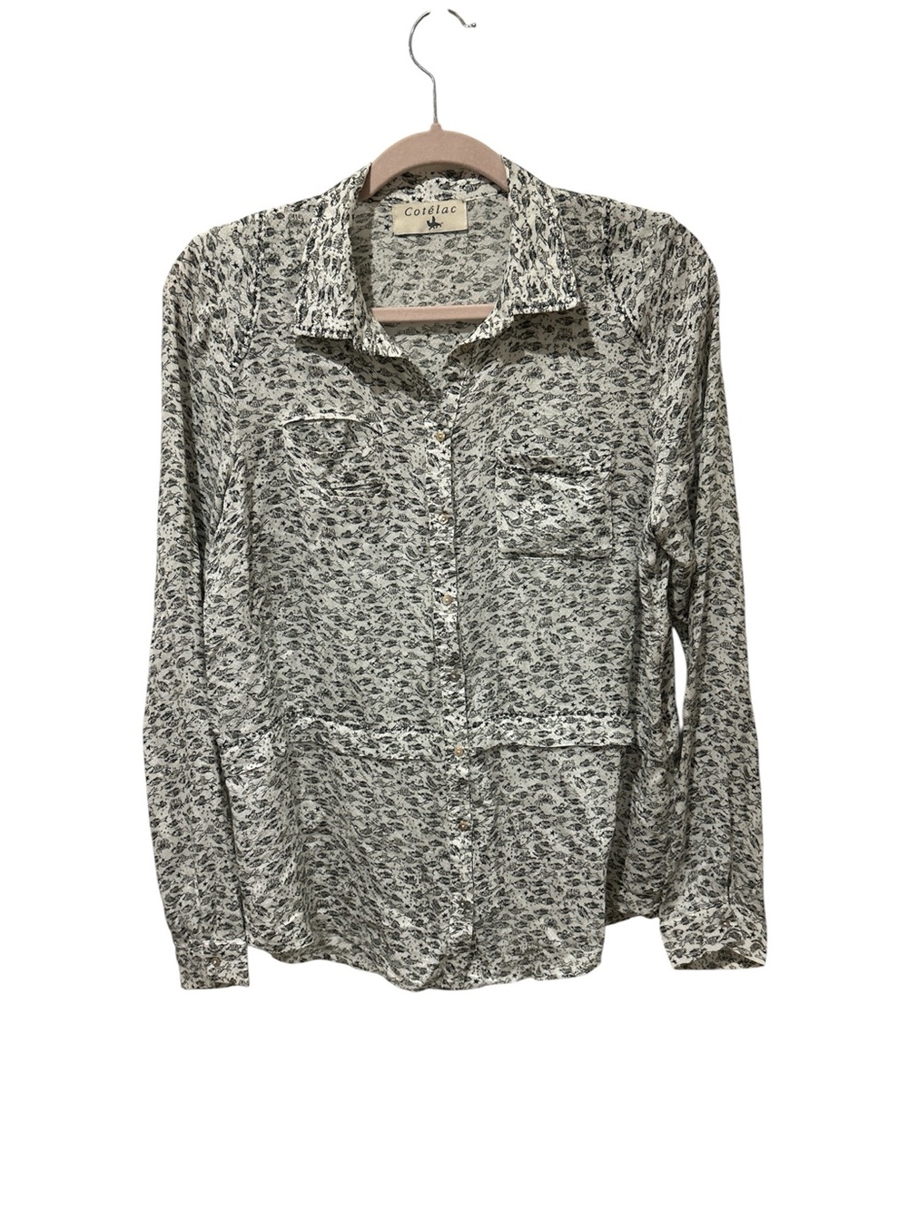 Cotelac White & Black Patterned Long-Sleeve Button-Down Shirt with Fish Pattern